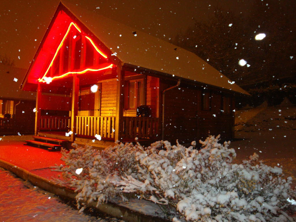 Chalets Du Lac Arcizans-Avant Ruang foto