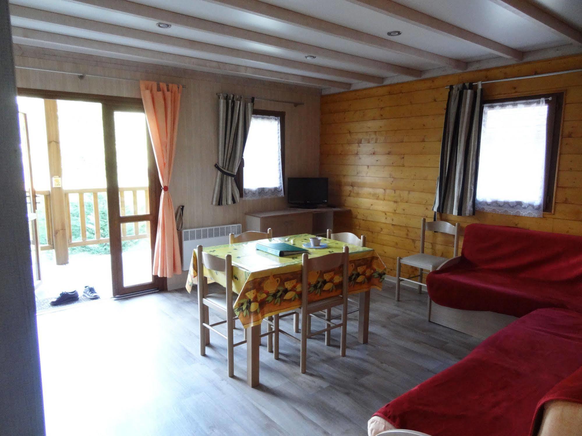 Chalets Du Lac Arcizans-Avant Bagian luar foto